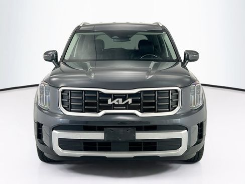 Used 2024 Kia Telluride S FWD image 2