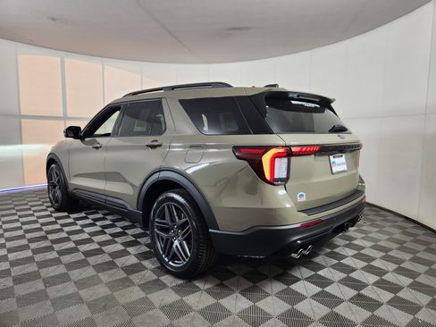 New 2026 Ford Explorer ST w/ Sun And Sound Package image 5