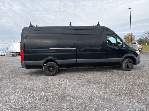 Used 2020 Mercedes-Benz Sprinter 3500 image 9