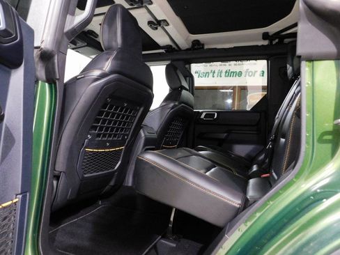 Used 2024 Ford Bronco Badlands image 76