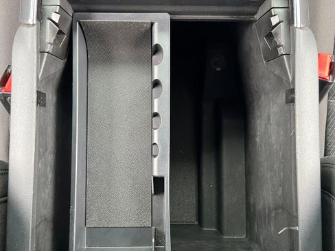 Used 2022 Ford F150 XLT w/ Equipment Group 302A High image 34