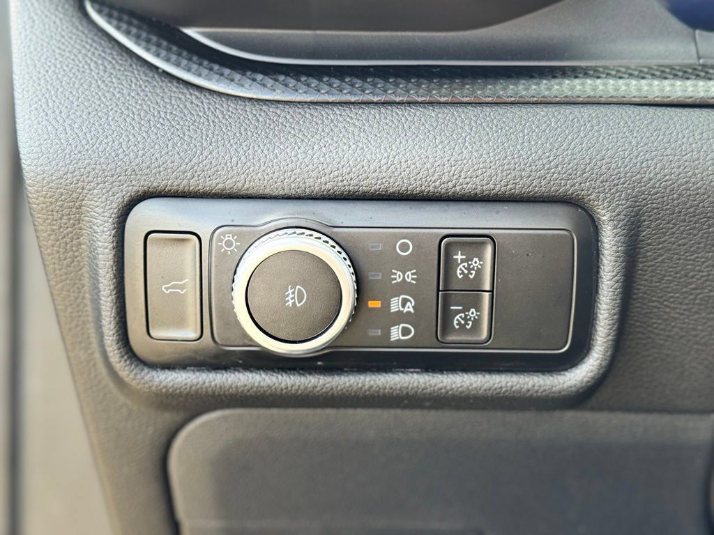 Used 2023 Ford Explorer ST w/ Technology Package AWD/4WD image 21