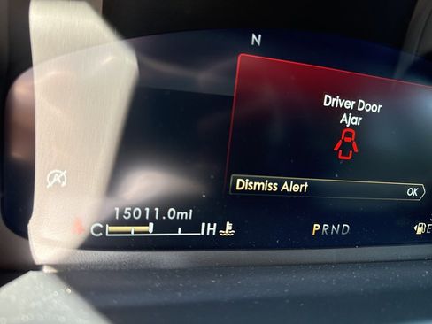 Used 2024 Lincoln Aviator Reserve w/ Equipment Group 201A image 3