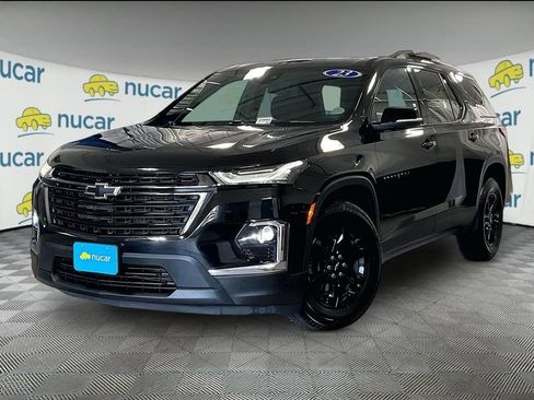 Used 2023 Chevrolet Traverse LT w/ Midnight/Sport Edition AWD/4WD image 3