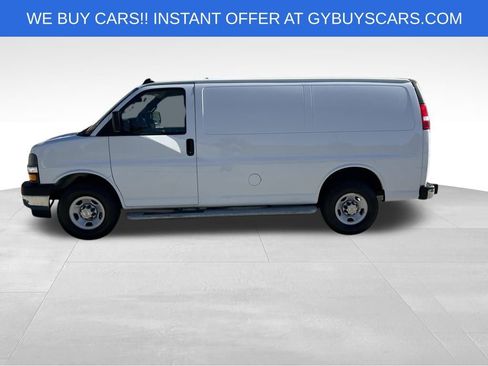 Used 2024 Chevrolet Express 2500 w/ Driver Convenience Package image 3