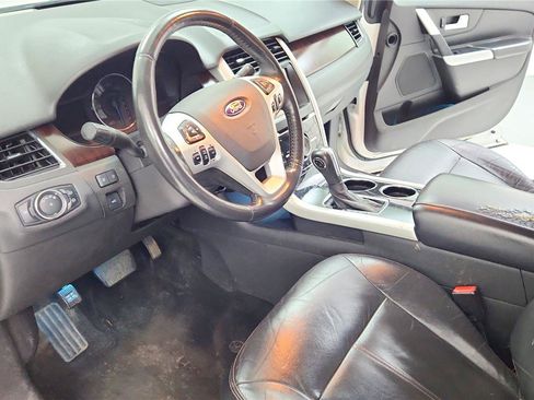 Used 2011 Ford Edge Limited w/ 302A Rapid Spec Order Code FWD image 13