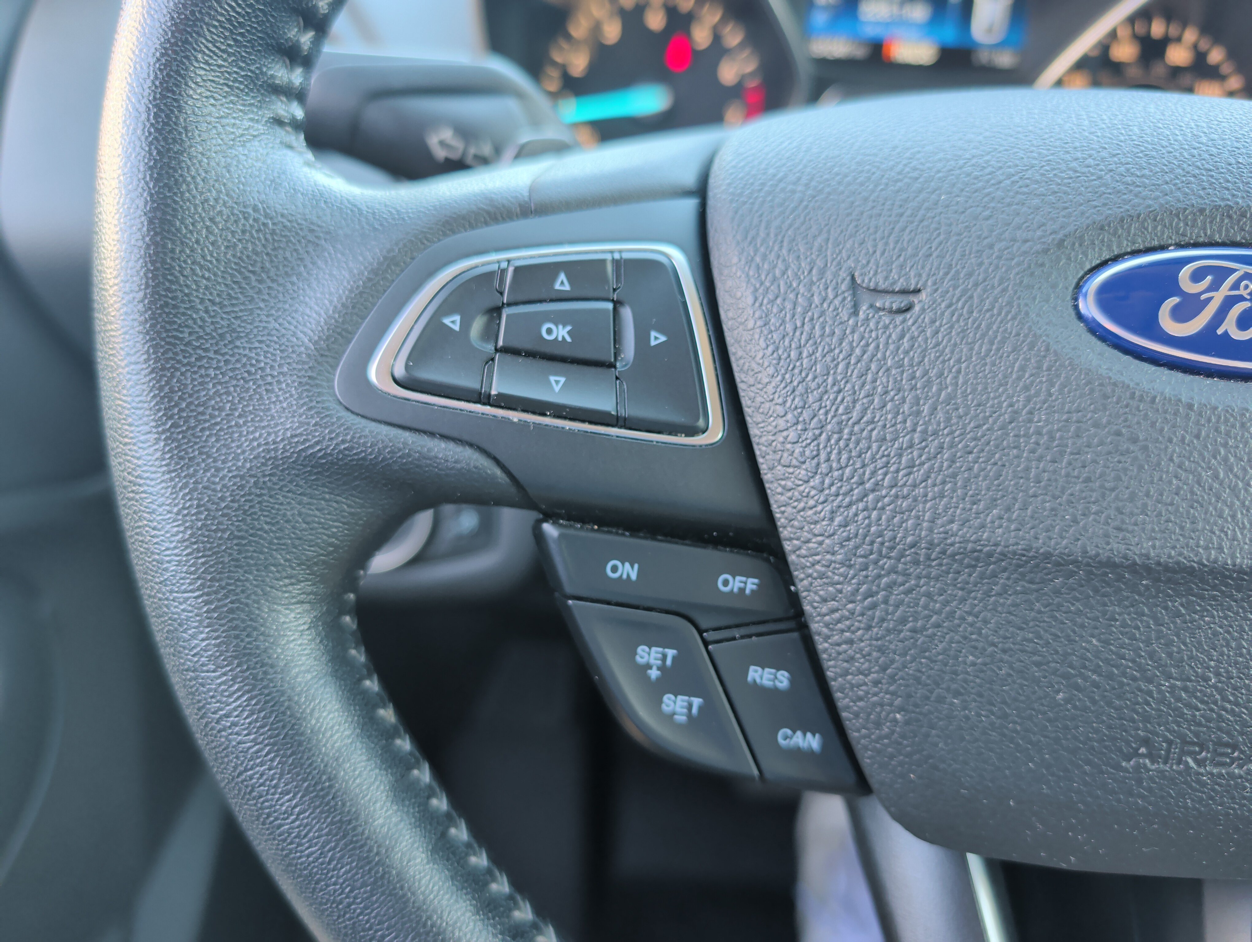 Used 2017 Ford Escape SE w/ Equipment Group 201A AWD/4WD image 18