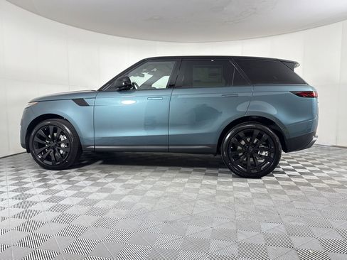 New 2026 Land Rover Range Rover Sport SE image 2
