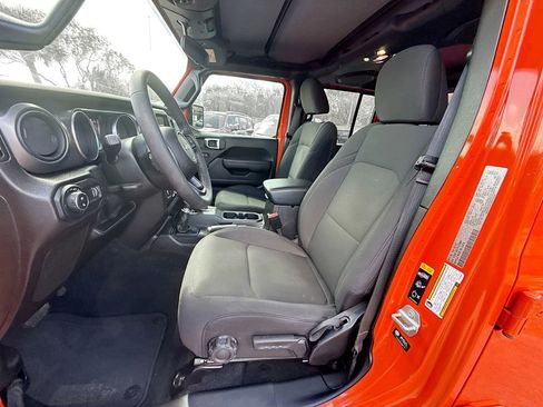 Used 2023 Jeep Gladiator Sport image 23