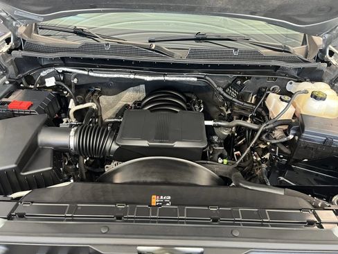 Used 2024 Chevrolet Silverado 2500 LTZ AWD/4WD image 40