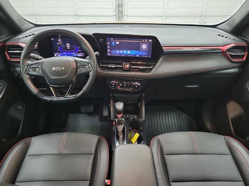 Used 2024 Chevrolet TrailBlazer RS w/ Convenience Package image 11