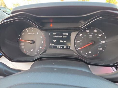 Used 2024 Chevrolet Trax LS w/ LS Convenience Package image 3