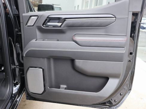 New 2025 GMC Sierra 1500 AT4X image 39