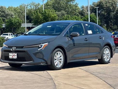New 2026 Toyota Corolla XLE FWD image 8