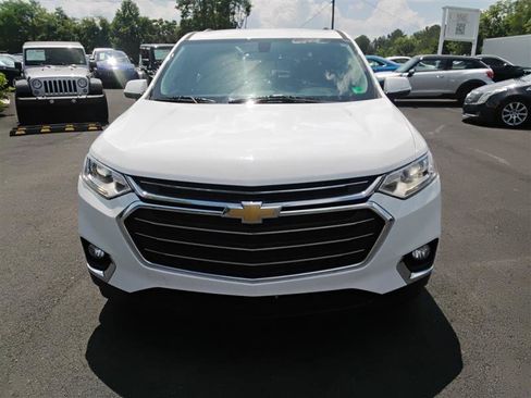 Used 2020 Chevrolet Traverse LT image 8