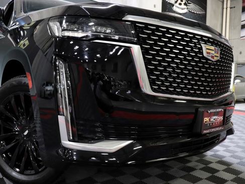 Used 2021 Cadillac Escalade ESV Luxury image 49