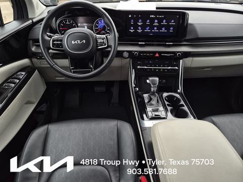 Certified 2024 Kia Carnival EX FWD image 30