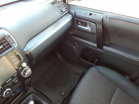 Certified 2023 Toyota 4Runner TRD Off-Road image 26