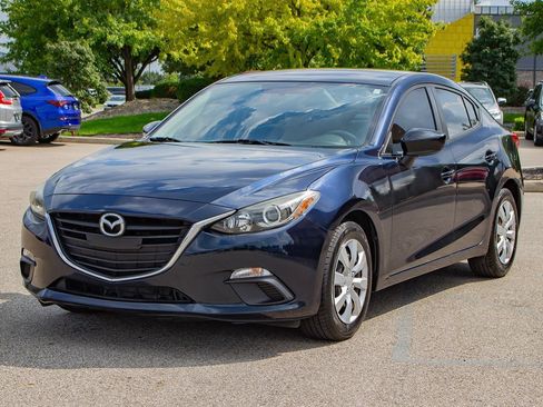 Used 2015 MAZDA MAZDA3 i SV FWD image 3