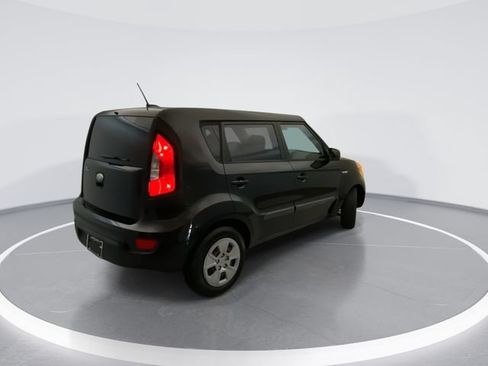 Used 2013 Kia Soul FWD image 6