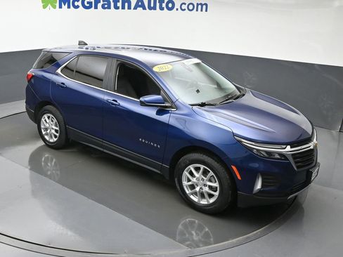 Used 2022 Chevrolet Equinox LT image 3