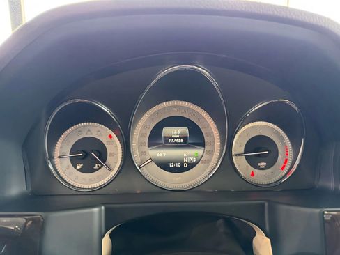 Used 2015 Mercedes-Benz GLK 350 4MATIC image 29