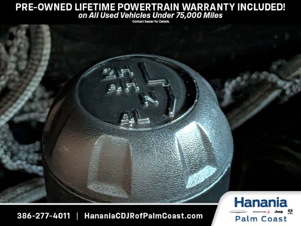 Used 2021 Jeep Wrangler Unlimited Rubicon AWD/4WD image 17