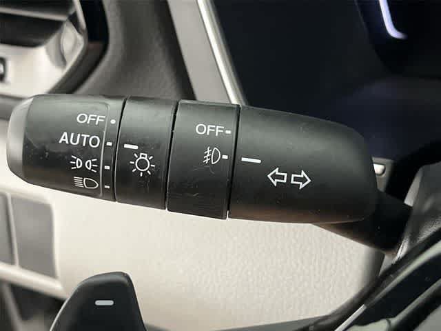 Used 2025 Honda Pilot EX-L image 35
