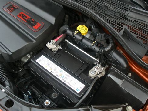 Used 2013 FIAT 500 Sport w/ Beats Audio Pkg FWD image 13