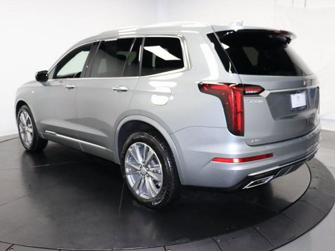 Certified 2025 Cadillac XT6 Premium Luxury image 3