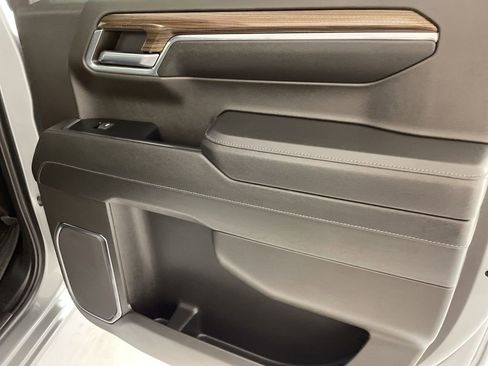 Used 2024 Chevrolet Silverado 1500 LT Trail Boss image 44