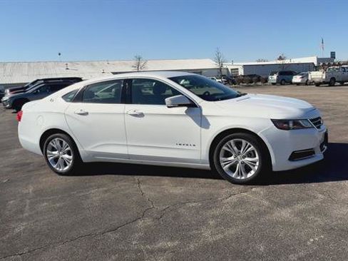 Used 2014 Chevrolet Impala LT w/ Premium Seating Package image 2