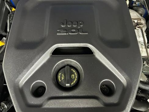 Used 2023 Jeep Wrangler Unlimited w/ Cold Weather Group AWD/4WD image 10