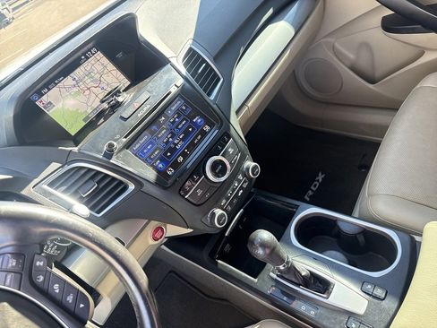 Used 2017 Acura RDX AWD w/ Advance Package image 14