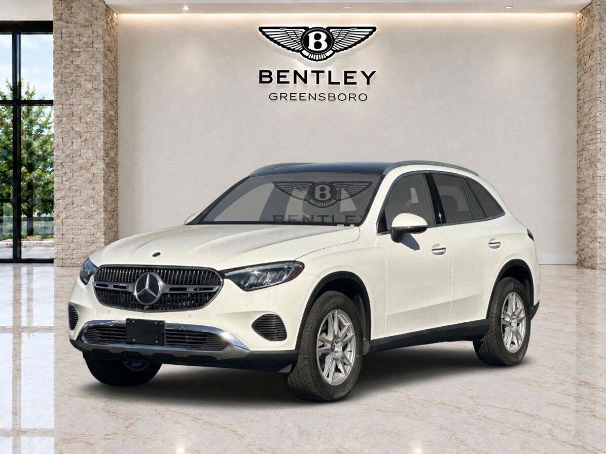 Used 2023 Mercedes-Benz GLC 300 4MATIC image 1