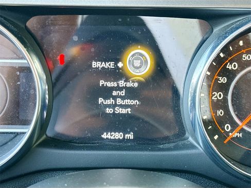 Used 2021 Jeep Wrangler Unlimited Sport image 13