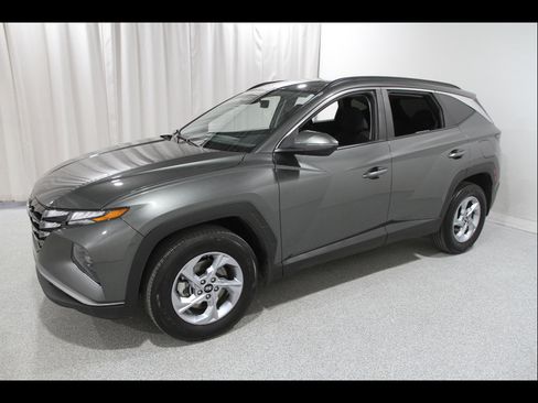 Used 2023 Hyundai Tucson SEL image 3