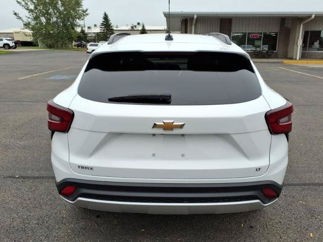 Used 2025 Chevrolet Trax LT w/ Driver Confidence Package FWD image 6