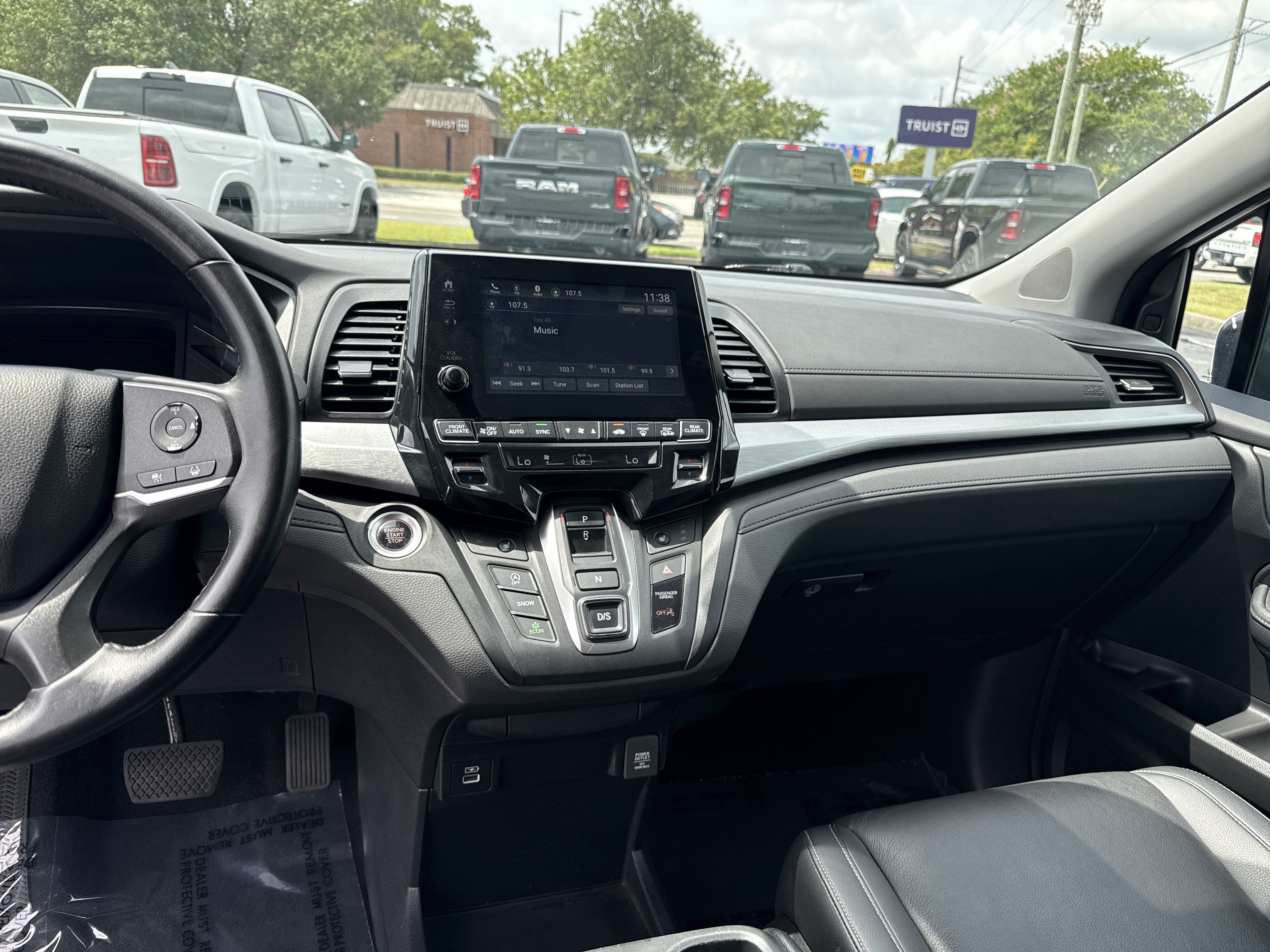 Used 2023 Honda Odyssey EX-L image 35