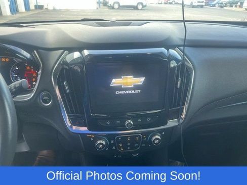 Used 2023 Chevrolet Traverse High Country FWD image 7