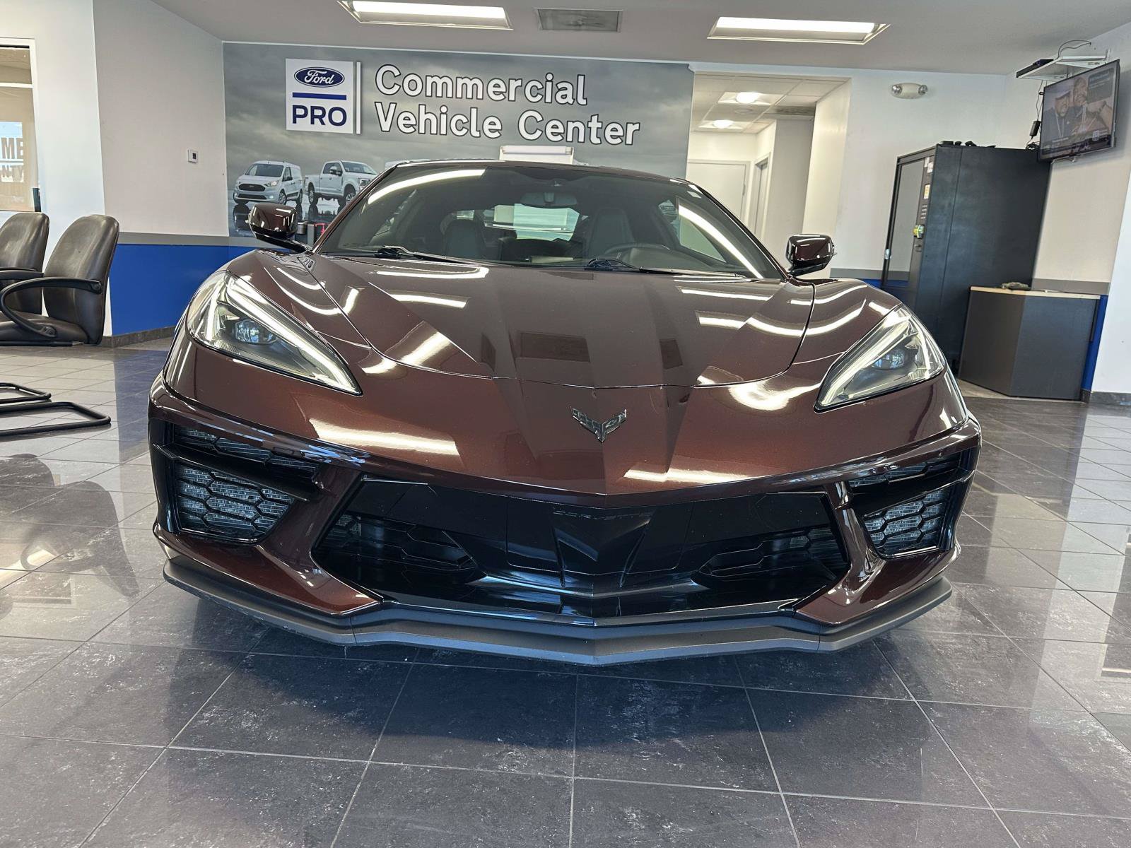 Used 2023 Chevrolet Corvette Stingray Coupe w/ Z51 Performance Package RWD image 2