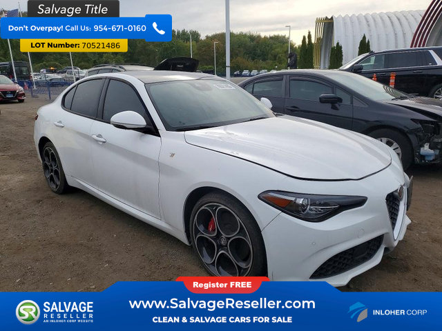 Used 2022 Alfa Romeo Giulia Ti AWD/4WD image 5