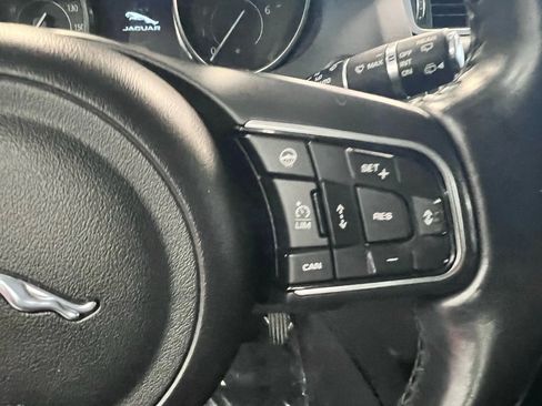 Used 2018 Jaguar E-PACE S image 16