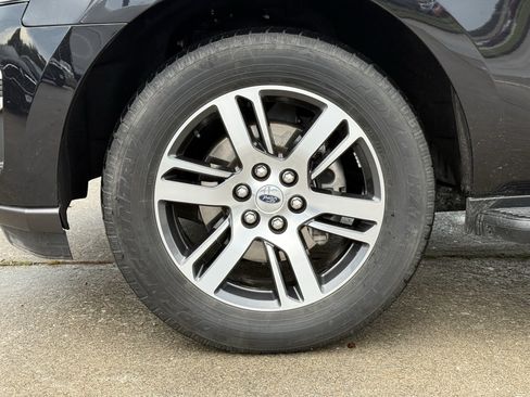 Used 2024 Ford Expedition Limited RWD image 13