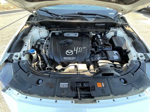 Used 2017 MAZDA CX-5 Touring image 32