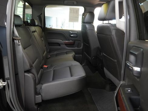 Used 2018 GMC Sierra 1500 SLT w/ SLT Premium Package AWD/4WD image 30