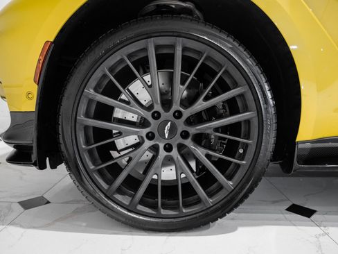 Used 2025 Aston Martin DBX 707 image 4