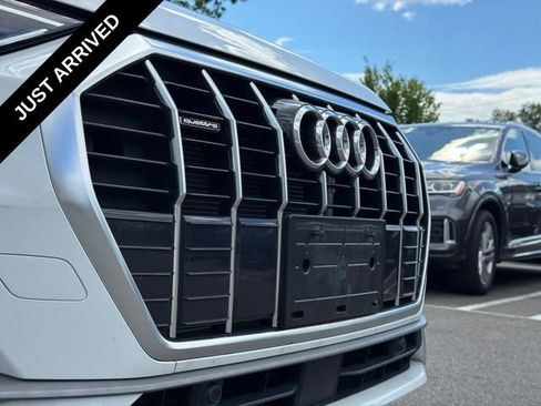 Used 2023 Audi Q3 2.0T Premium w/ Convenience Package AWD/4WD image 22