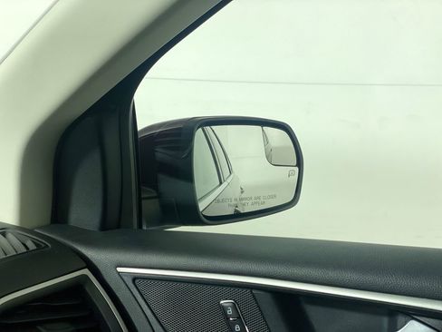 Used 2018 Ford Edge SEL w/ Equipment Group 201A image 11