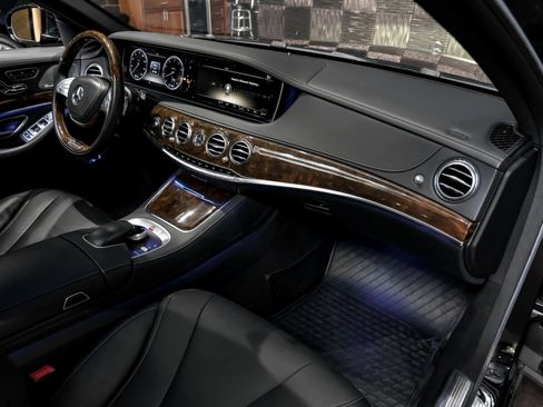 Used 2014 Mercedes-Benz S 550 Sedan image 13